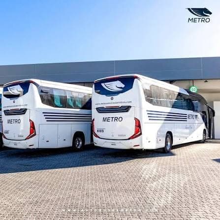 Estación de autobuses Metro tours-pack